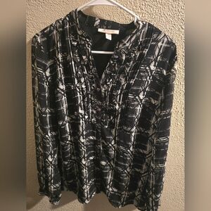 🔴 3 for $12 JM Collection Black and White Blouse